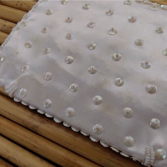 EUC VINTAGE K. GIMBAL White Beaded & Sequin Clutch Made in Hong Kong - Picture 6 of 9